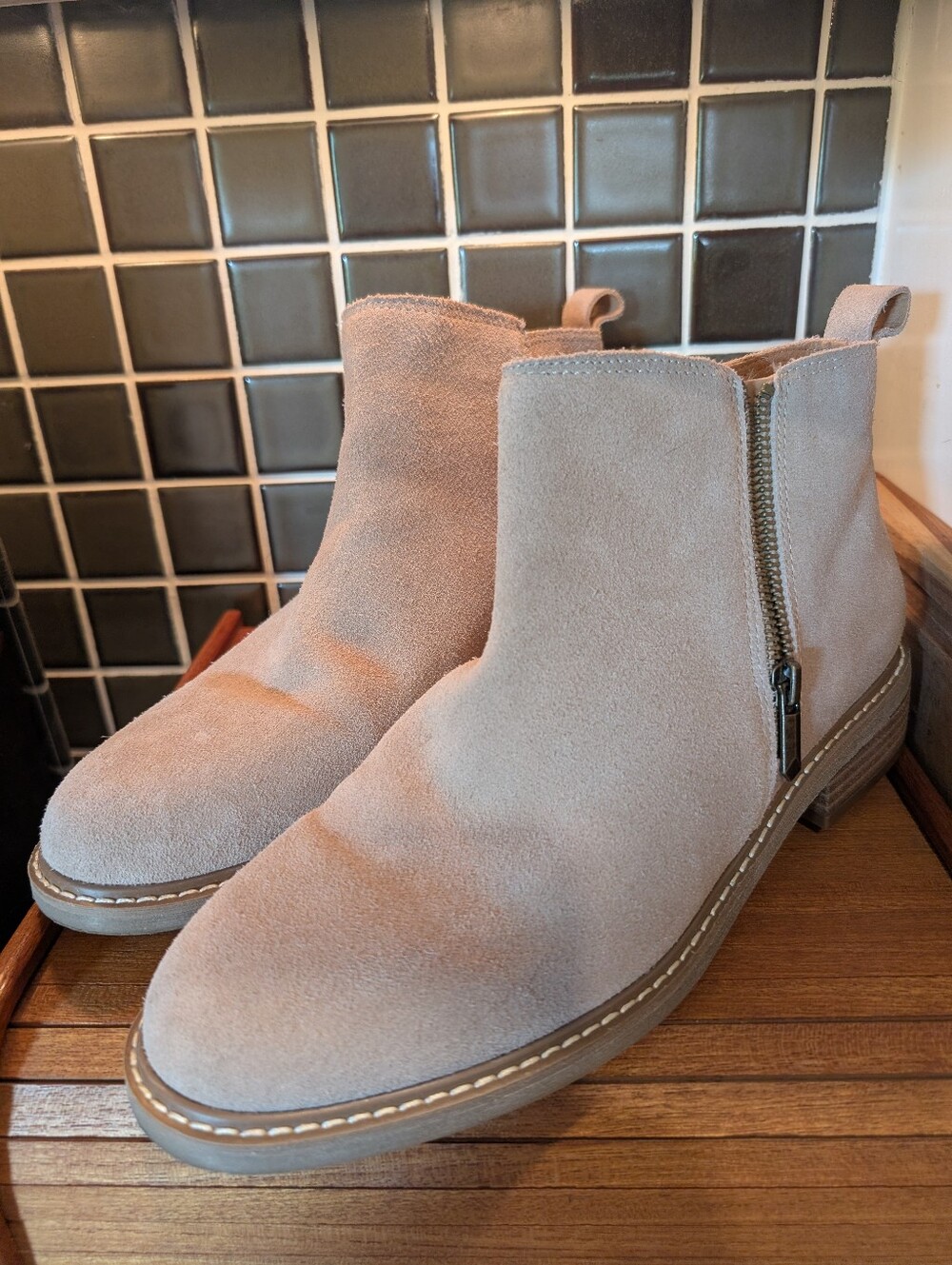 Crown Vintage Suede Boots,9&1/2